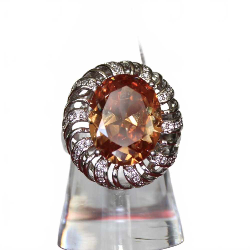 Ring Large Center Glass Stone Goldish Orange Beautiful!